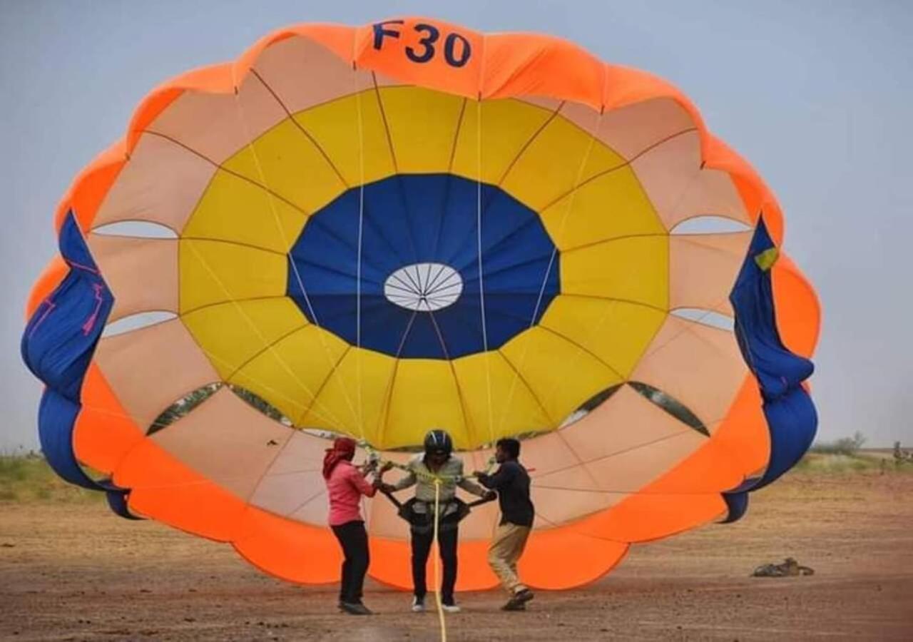 Sky Desert Safari Hotel Sam Luaran gambar